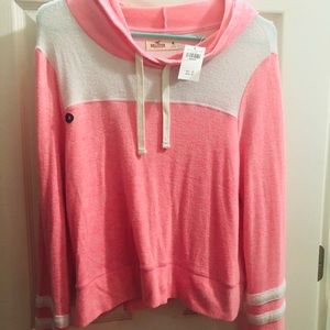 Hollister Sweater Size M New